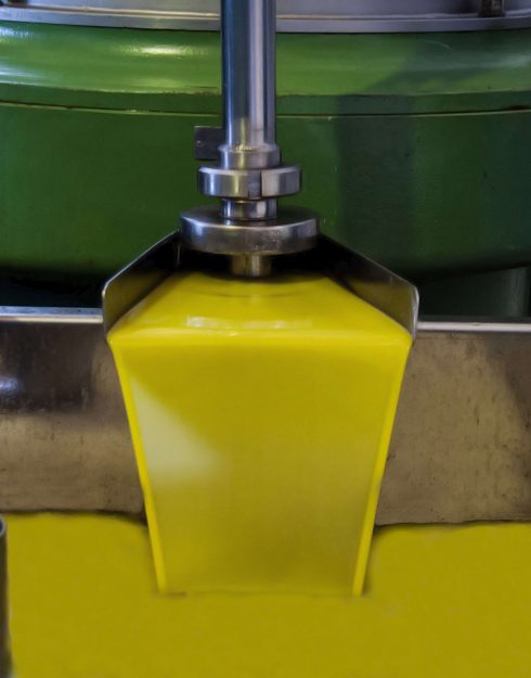 centrifuga-vertical-min AOVE Aceites Tapia